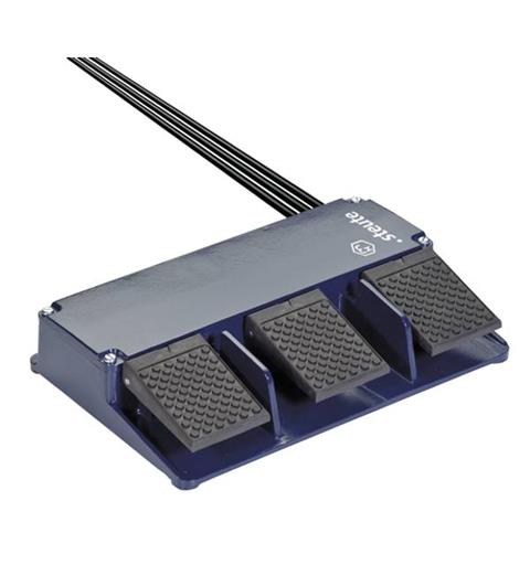 Ex Foot switch Ex GF 3 3m IP65 (1NCO/x3) II 2G Ex d IIC T6 (3-ped)